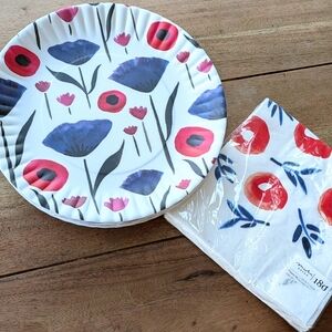 One Hundred 80 Degrees (6) Melamine Plates And NWT napkins